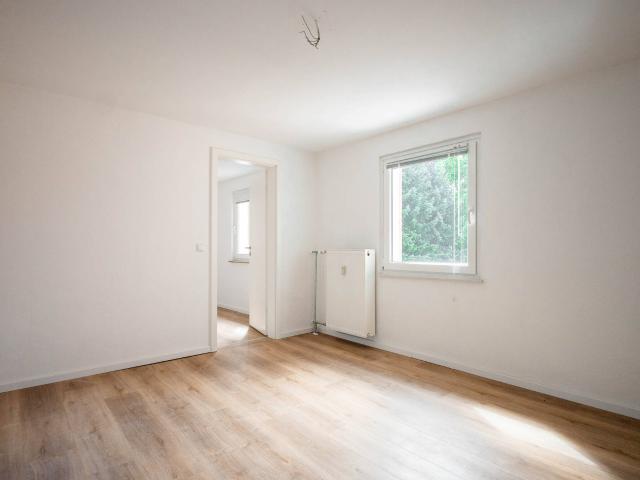 Schicke Wohnung mit Einbauküche und PKW Stellplatz in Bielefeld Gadderbaum