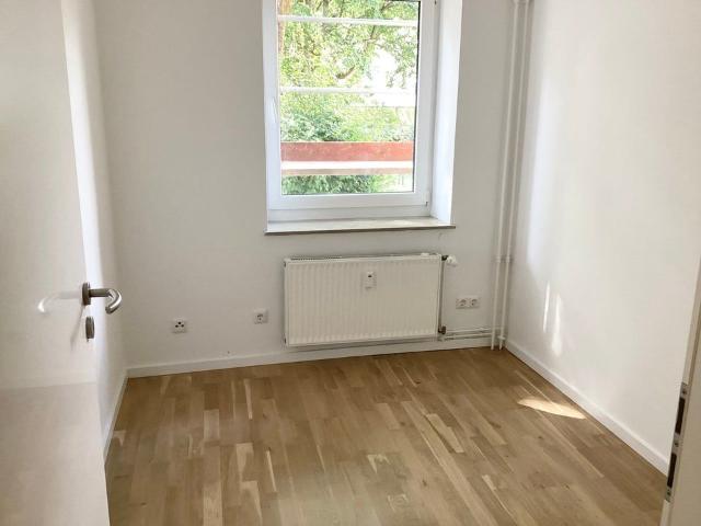 Schicke 2,5 Zimmer Wohnung mit Tageslichtabd und Balkon