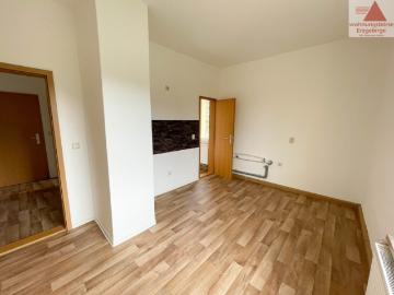 Schicke 2 Raum Wohnung nahe Berufsakademie in Breitenbrunn Einbauküche möglich