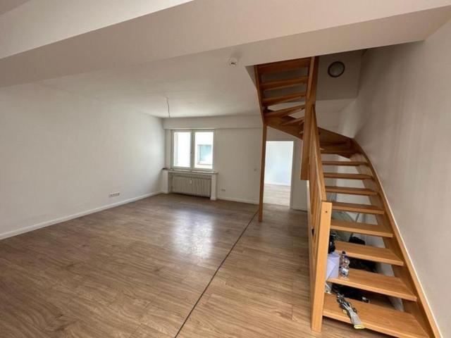 Schicke 2 Raum Wohnung in zentraler, ruhiger Lage DU Altstadt