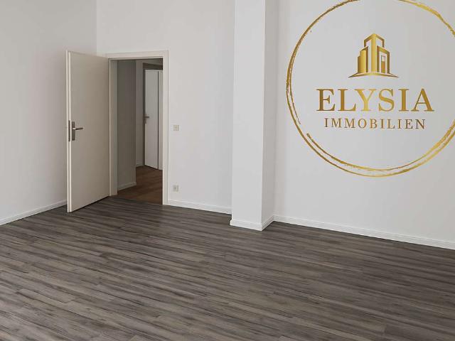 Schicke 2 Raumwohnung, Küche und Badezimmer mit Taglicht
