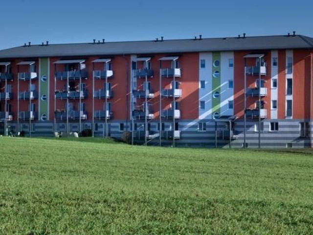 Schicke 3 Raum Wohnung mit Einbauküche und großzügigem Grundriss