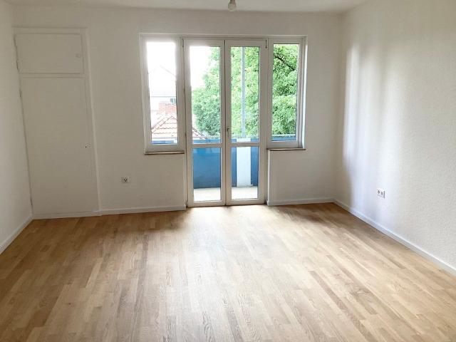 Schicke 3 Zimmer Wohnung mit Balkon