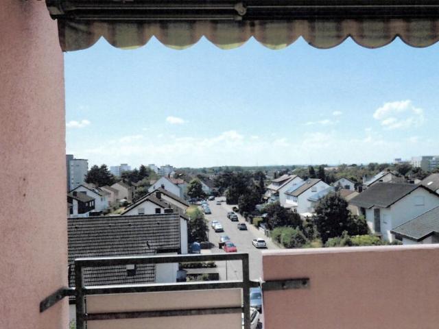 Schicke 3 Zimmer Wohnung mit Balkon