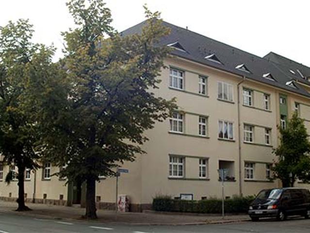 Schicke 4 Zimmer Wohnung mit Balkon in Stötteritz