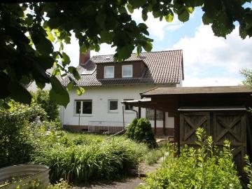 Schickes Einfamilienhaus mit großem Garten