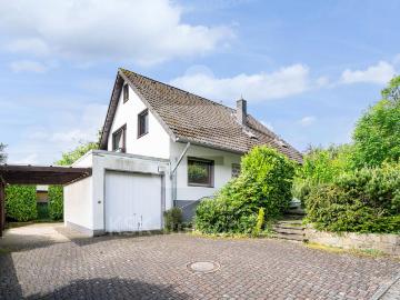 Schickes freistehendes Einfamilienhaus mit viel Potential in ruhiger Lage!