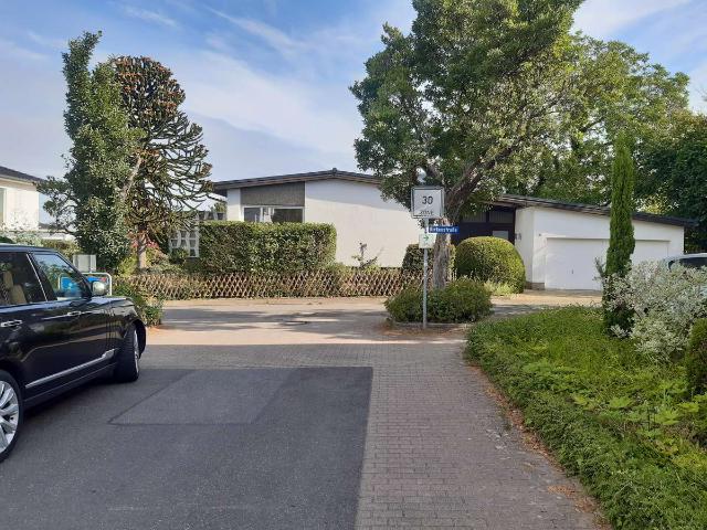 Schickes Haus mit Garten, eingerichteter Küche u. neuem Bad