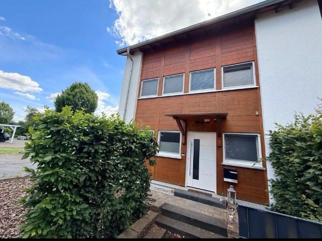 Schickes Reihenendhaus in ruhiger Lage