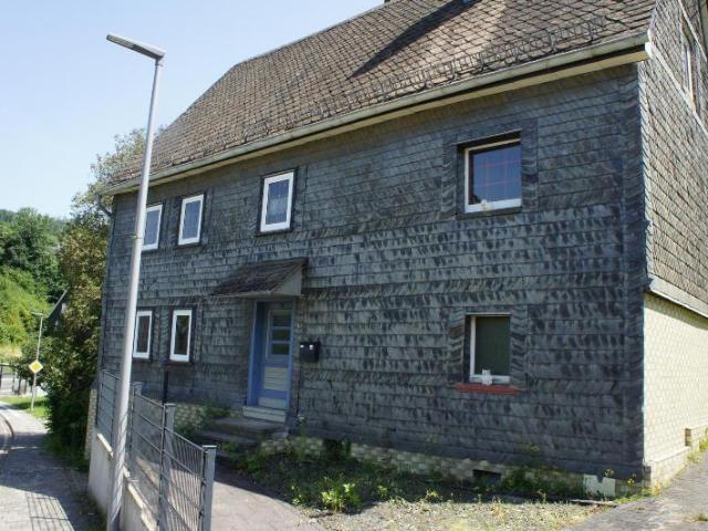 TEILRENOVIERTES EFH SUCHT SELBERMACHER FÜR KLEINES GELD IN MUDERSBACH