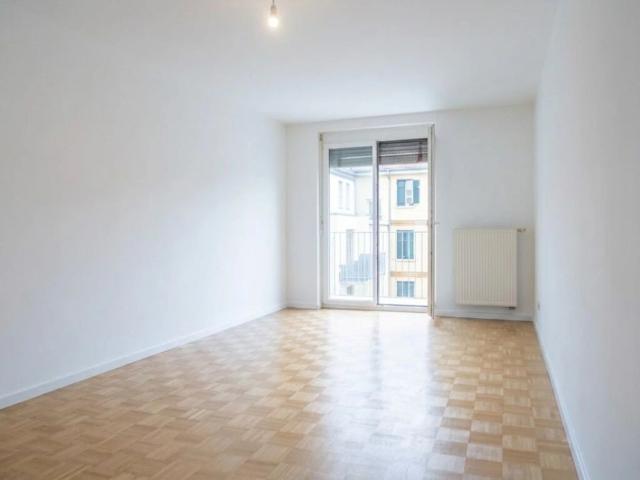 Schießstattgasse sonnige, zentral gelegene 2ZI mit Balkon