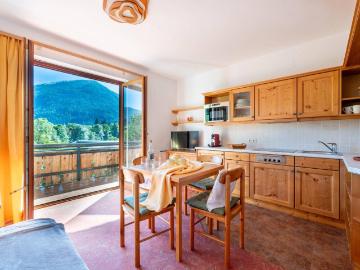 SCHILIFT ZU FUSS | Gemütliche 2 Zimmer Wohnung mit Balkon in Bad Kleinkirchheim