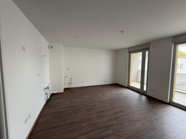 Schiltigheim: 2 Pièces neuf