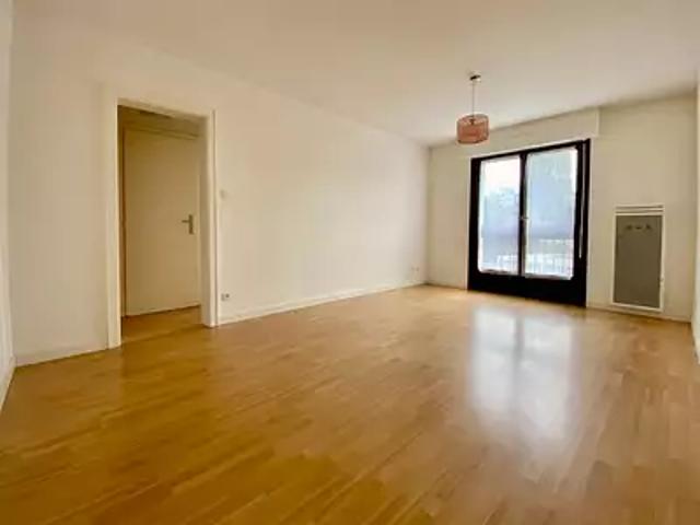 Schiltigheim 67300 Location appartement 2 pièces t2 cave parking