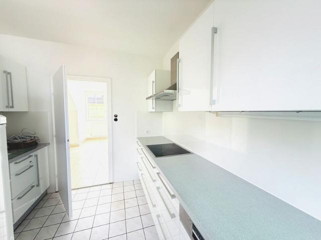 SCHLOSS SCHÖNBRUNN | RUHELAGE | 7 ZIMMER | ALTBAU | TERRASSE MIT GARTENBLICK
