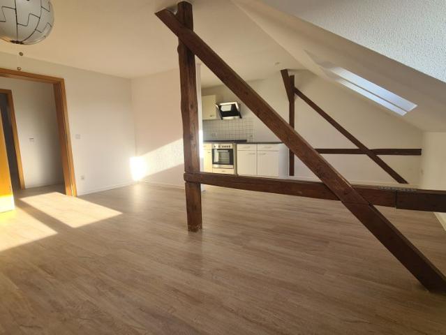 Schlosschemnitz * sonnige 2 Zimmerwohnung * Einbauküche * frei ab Dezember