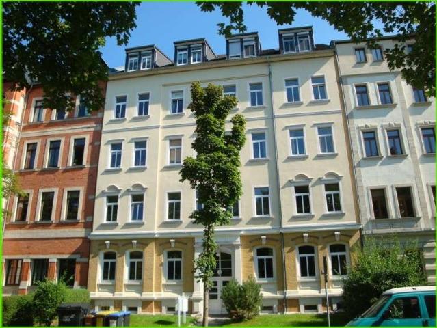 Schlosschemnitz ! Wohnungspaket oder Einzeln: Drei vermietete 3 Raum ETW Balkon, Terrasse, Garten