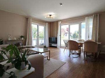 Schlüsselfertig & modern: Vollständig möblierte 4 Zimmer Wohnung mit Balkon in Norderstedt