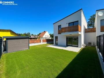 House for sale in 2751 - Garten, Parkplatz