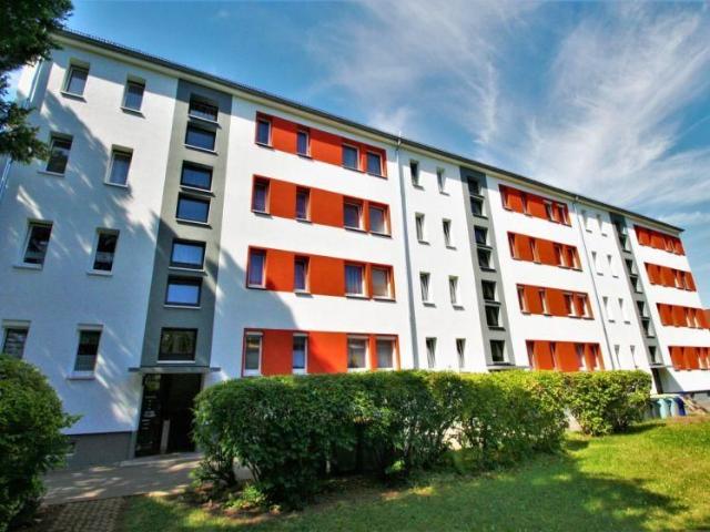 Schmucke Familien Wohnung in Siedlungslage!