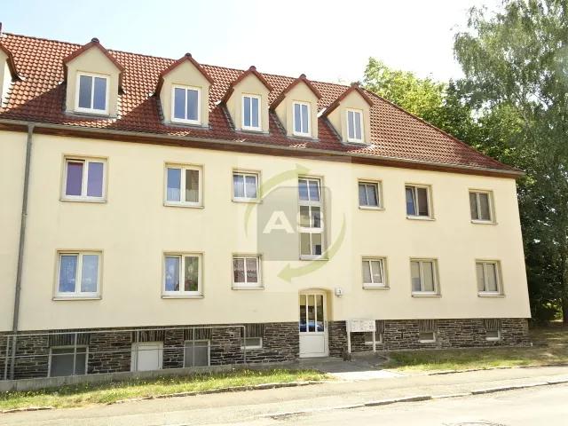 Schmuckstück im Grünen