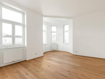 Schnäppchen! Altbau Erstbezug mit Weitblick! Toplage!