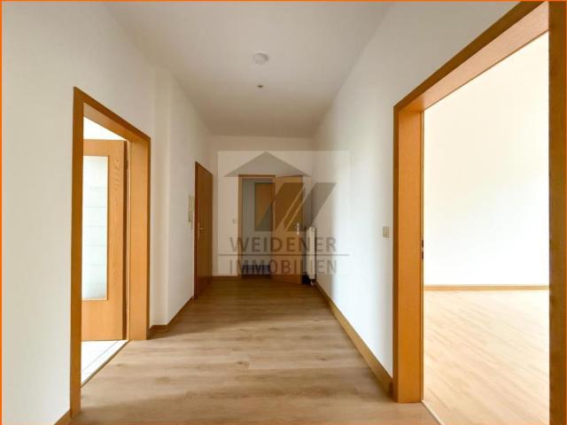 Schnäppchen! Große und helle 2 Raum Wohnung im Geraer Ostviertel