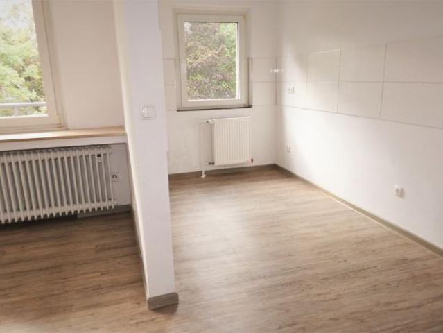 Schnuckelige 3 Zimmerwohnung mit offenem Küchenbereich!