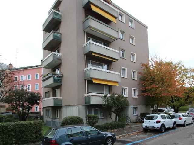 SCHOENE WOHNUNG AN TOP LAGE BEIM SCHUETZENMATTPARK