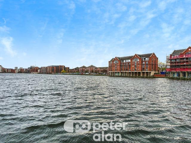 Schooner Way, Cardiff CF10, 2 bed flat to rent, £1,000 pcm | PrimeLocation