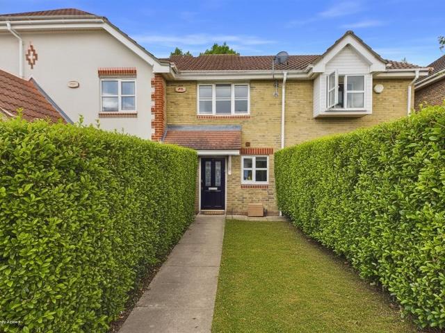 Schooner Cl IG11, 2 bed terraced house to rent, £1,950 pcm | PrimeLocation