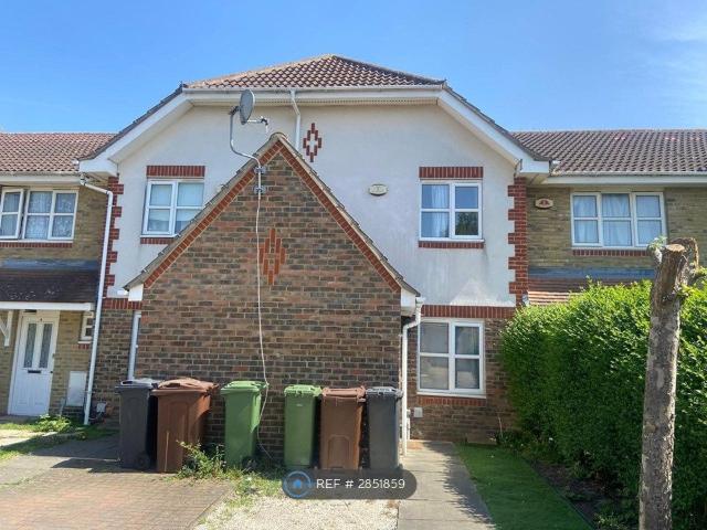 Schooner Close, Barking IG11, 2 bed terraced house to rent, £1,799 pcm | PrimeLocation