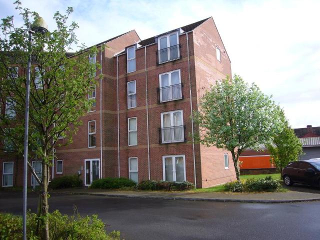 School Court, Cottingham Street, Old. 1 bed flat to rent £550 pcm £127 pw