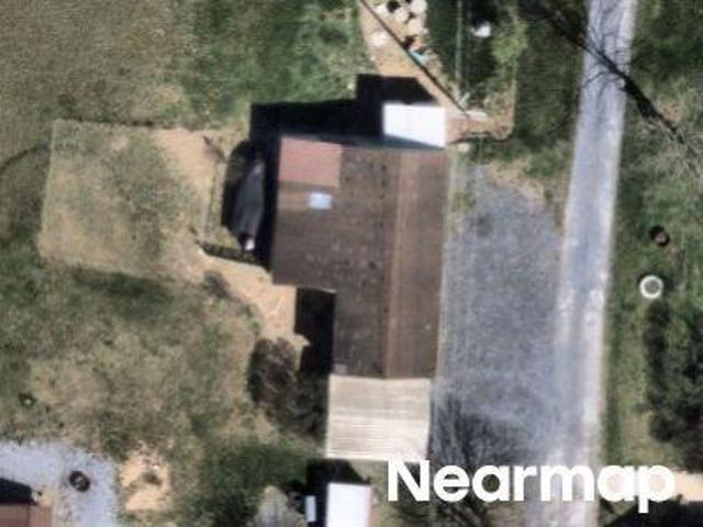 School House Ln
