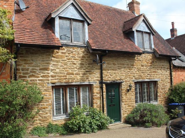 School Lane, Badby NN11, 2 bed cottage to rent, £1,200 pcm | PrimeLocation