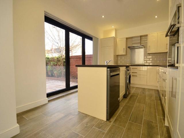 School Lane, Didsbury, Manchester M20, 3 bed maisonette to rent, £1,995 pcm | PrimeLocation