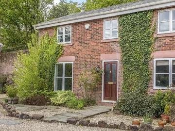 School Lane L25 Liverpool, Woolton Liverpool, L25, North East Wales, Midlands