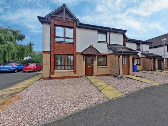 School Mews, Menstrie, FK11 2 bed flat to rent £850 pcm £196 pw