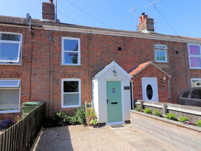 School Road, Wiggenhall St Germans PE34, 2 bed cottage to rent, £850 pcm | PrimeLocation
