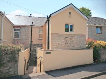 School Road, Miskin, Pontyclun CF72, 3 bed property to rent, £1,000 pcm | PrimeLocation