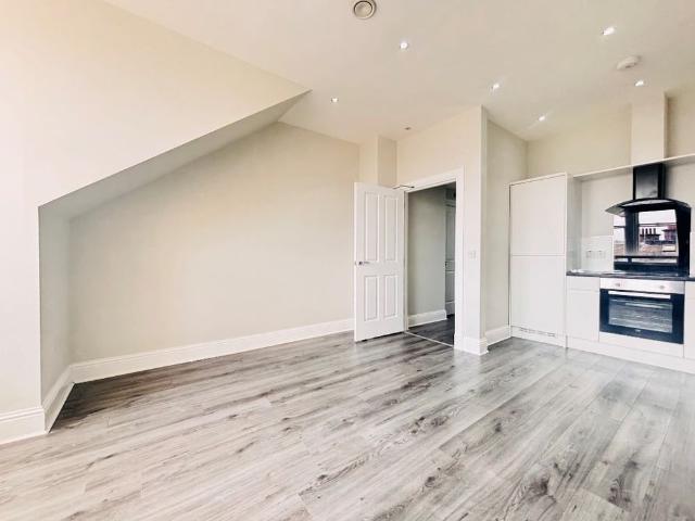 School Wynd, 3/1, Renfrewshire, Paisley, PA1 2DA