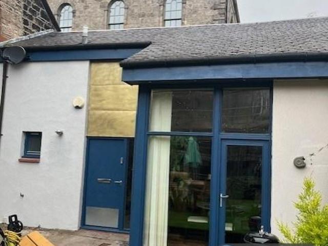 School Wynd, Paisley, PA1 2 bed terraced house to rent £1,400 pcm £323 pw
