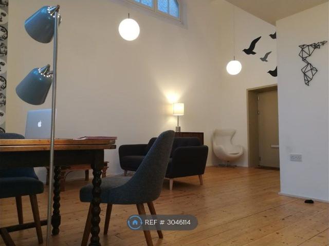 Schoolhouse Yard, London SE18, 1 bed maisonette to rent, £1,500 pcm | PrimeLocation