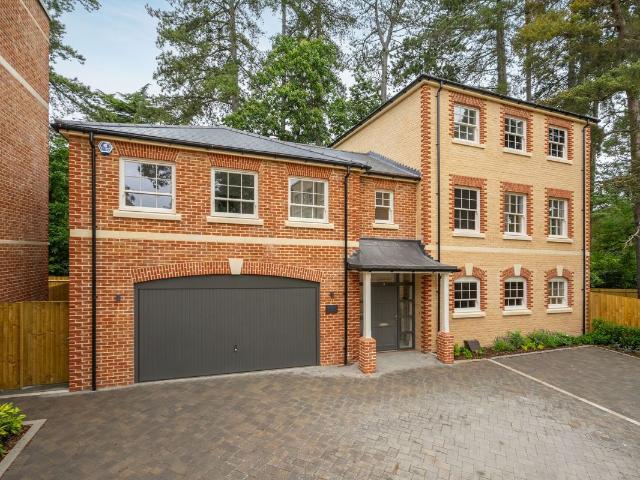 Scholars Row, Sunningdale SL5, 4 bed terraced house to rent, £7,995 pcm | PrimeLocation