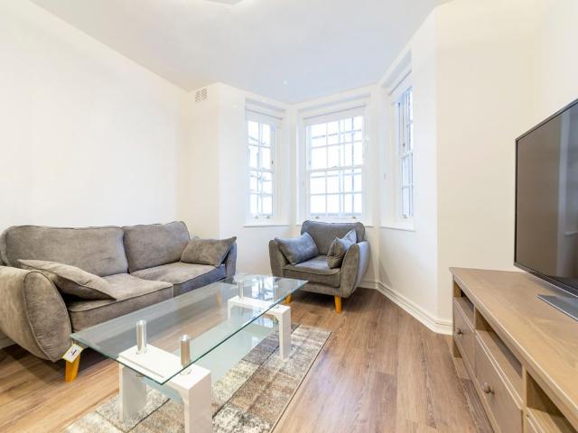 Schomberg House, London SW1P, 2 bed flat to rent, £2,995 pcm | PrimeLocation