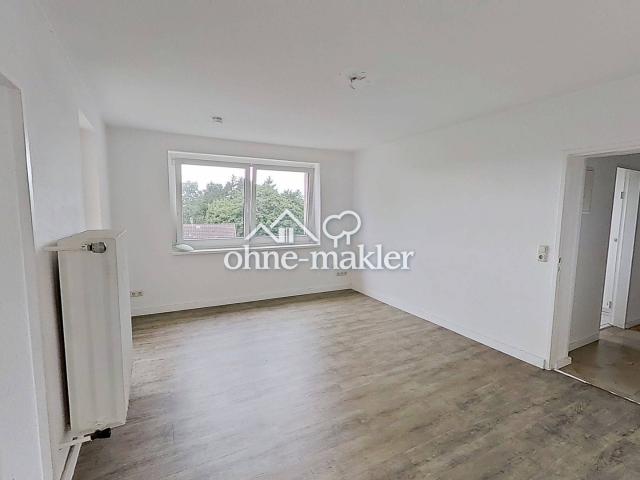 Schön geschnittene 3 Zimmer Wohnung mit BALKON und EBK