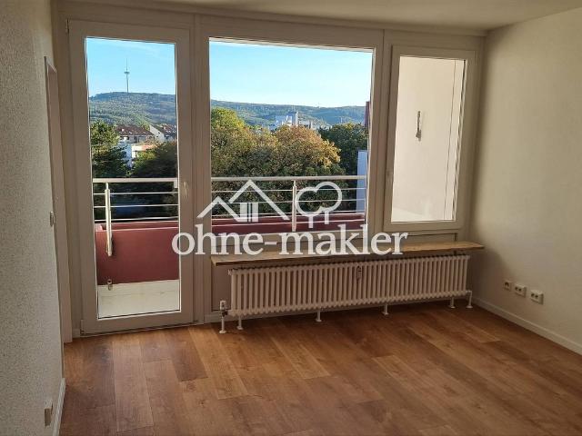 Schön geschnittene 3 Zimmer Wohnung mit Balkon