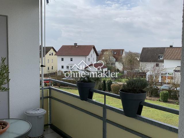 Schön geschnittene 2 Zimmer Wohnung in Schöneck Kilianstädten