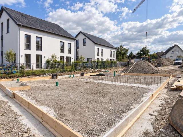 Schon im Bau KFW40 Neubau Doppelhaushälfte ab 0.01% p.a. KfW Finanzierung 5 Zi mit Garten
