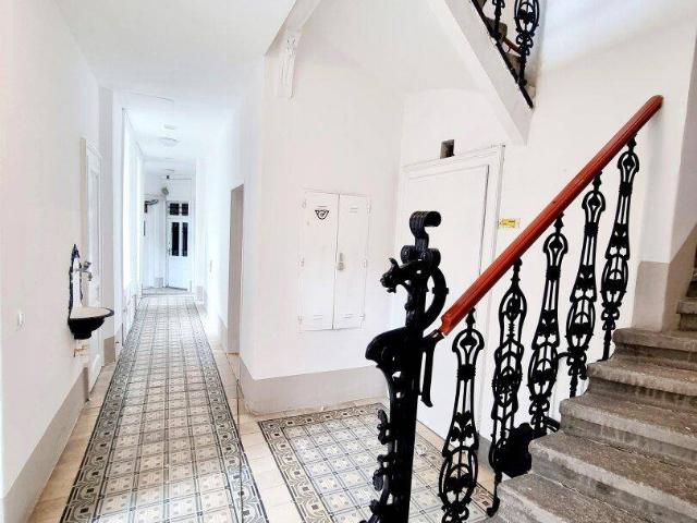Schön ist was anderes. Aber das wird schon! Ideale 1 Zimmer Wohnung in 1030 Wien Selbst Gestalten Sanierungsbedürftige Altbauwohnung! U Bahn ums Eck + Traumhaft renoviertes Altbauhaus + Optimalste Infrastruktur und Anbindung!